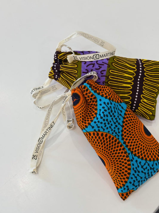 Funda solidaria para gafas